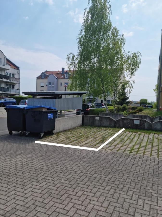 Apartment Brise Business Nahe Leipziger Messe - Porsche - Bmw - Dhl - Wlan - Parkplatz - Business Travelers Only *